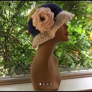 Crochet flapper hat